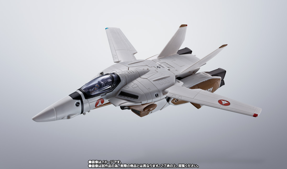 HI-METAL R VF-1A バルキリー（柿崎速雄機） 02