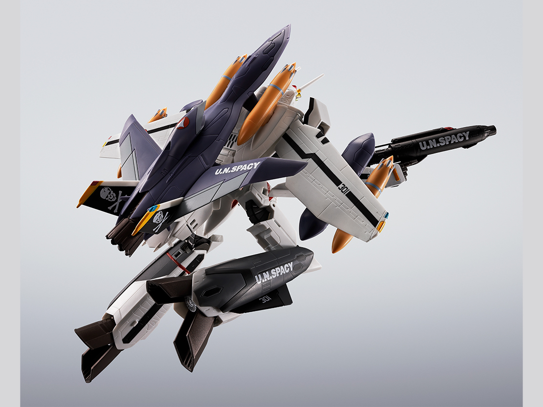 マクロスゼロ フィギュア HI-METAL R VF-0Sフェニックス(ロイ・フォッカー機) ＋ QF-2200D-B ゴースト