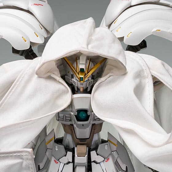 GUNDAM FIX FIGURATION METAL COMPOSITE ウイングガンダムゼロ クロークドカスタム