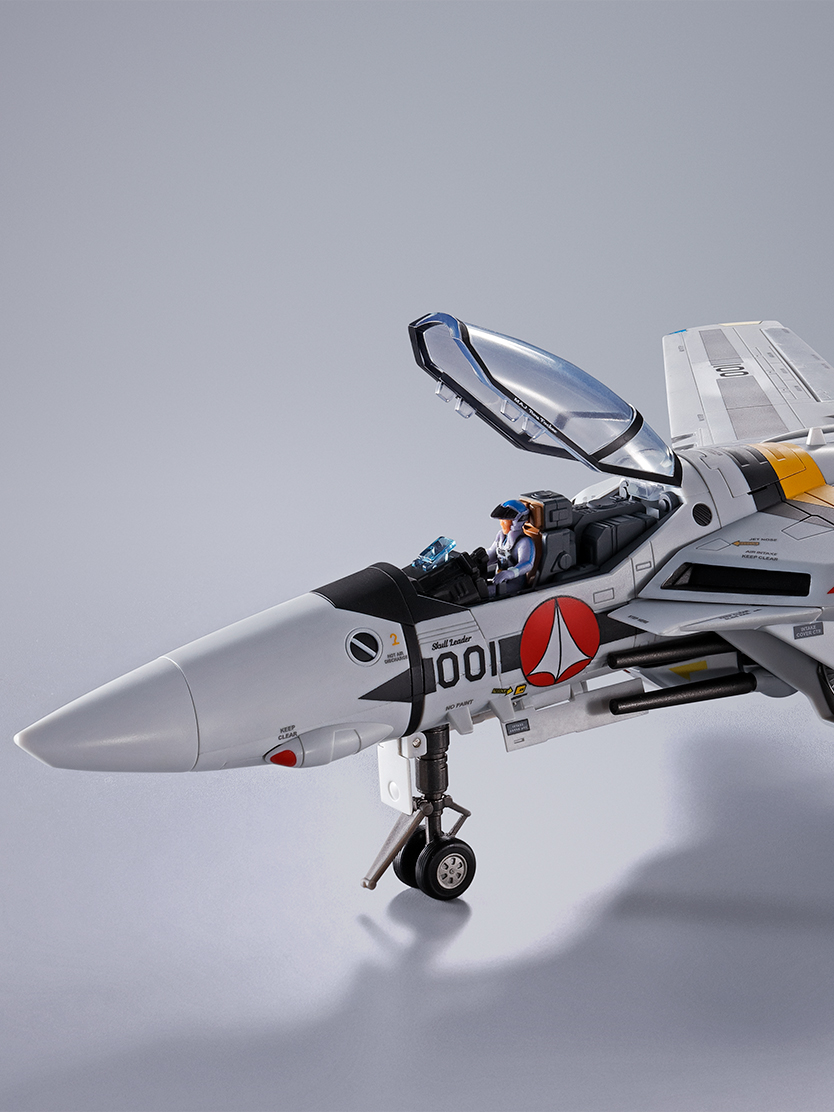 超時空要塞マクロス フィギュア DX超合金 VF-1S バルキリー ロイ・フォッカースペシャル リバイバルVer.